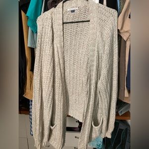 American eagle oversized sweater